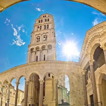 Royal Antique Appartamento *