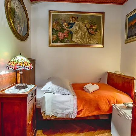 Royal Antique Apartment * Split