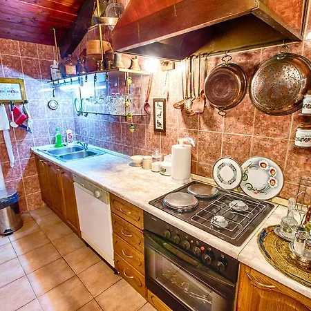 Royal Antique Apartment Split