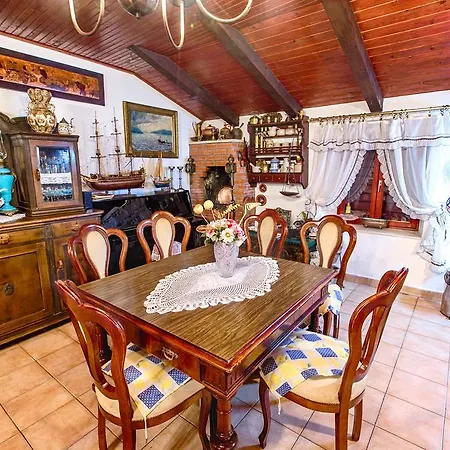 Royal Antique Apartment * Split