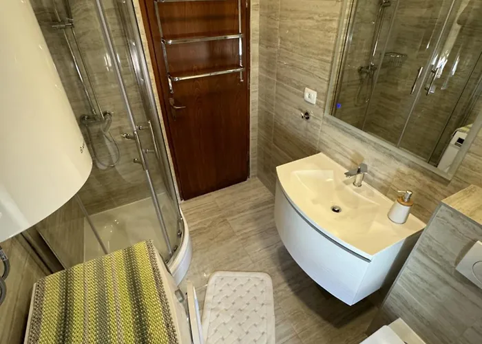 Royal Antique Apartment *